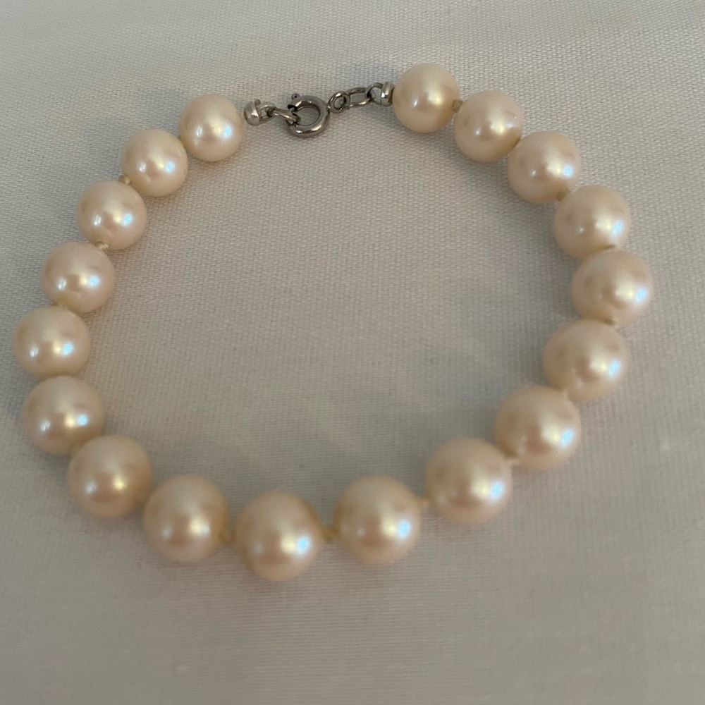 Elegant vintage Pearl Bracelet